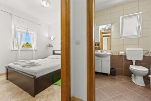 Apartment (A2) | Hallway - Apartments Rondine (Brtonigla)