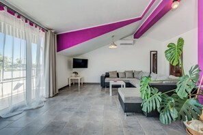 Apartment (A2) | Living room