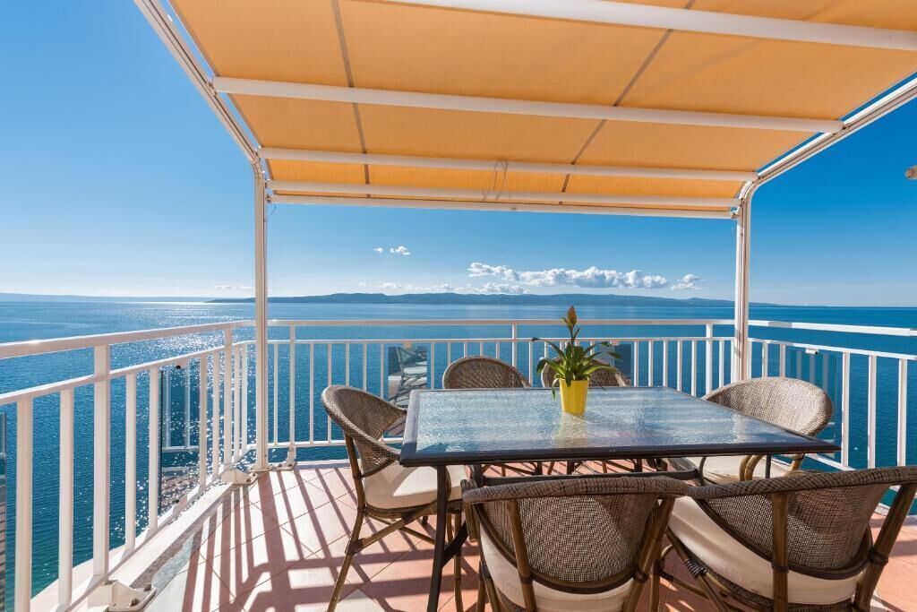 Apartment (A4) | Balkon