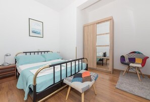 Apartment (A1) | In-room safe, iron/ironing board, free WiFi - Apartments Sun and Beach (Brela)