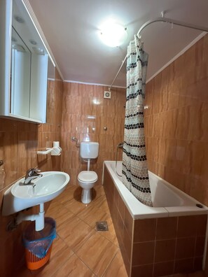 Apartment (A1) | Bathroom - Apartments Milan (Lopar)