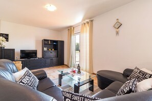 House | Living room - House Lilly (Visnjan)