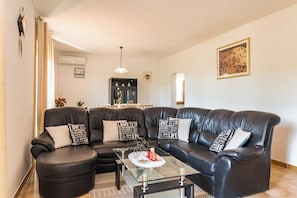 House | Living room - House Lilly (Visnjan)