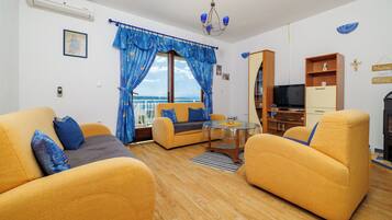 Apartment (A1) | Living room