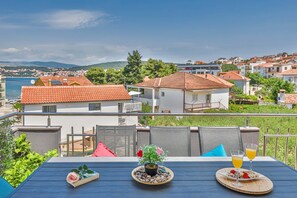 Apartment (A2) | Water view - Apartments Piveta (Okrug)