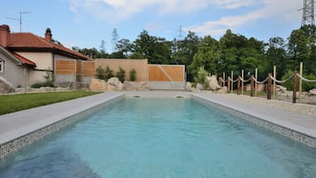 Outdoor pool, sun loungers