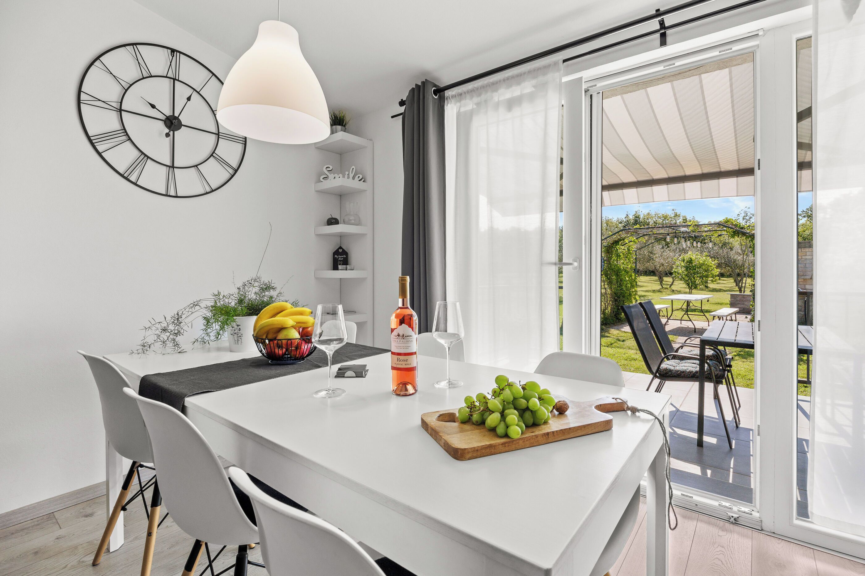 House | Dining
