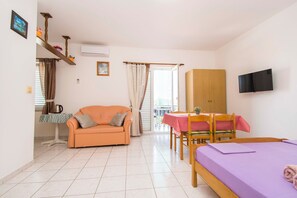 Studio (A8) | Living room - Apartments Nada (Murter-Kornati)