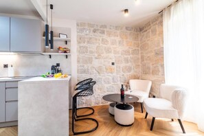 Studio (A1) | Terrace/patio - Apartments Centre In Stone House (Split)