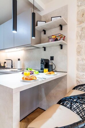 Studio (A1) | Private kitchen | Fridge, stovetop, dishwasher, espresso maker - Apartments Centre In Stone House (Split)