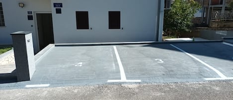 セルフパーキング (無料)