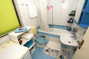House | Bathroom - House Cross (Zemunik Donji)