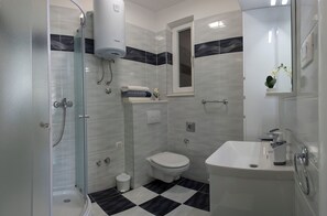 Apartment (A2) | Bathroom - Apartments Seville (Split)