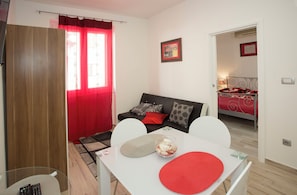 Studio (A1) | Interior - Apartments Seville (Split)
