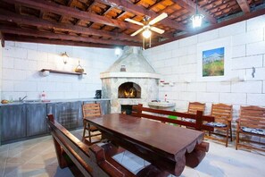 Apartment (A1) | BBQ/picnic Area - Apartment Arte (Makarska)