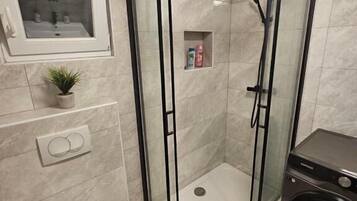 House | Bathroom