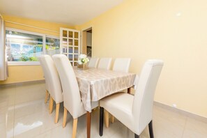 Apartment (A3) | Dining - Apartments Fenix (Primosten)