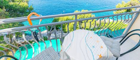 شقة (A3) | إطلالة على المياه