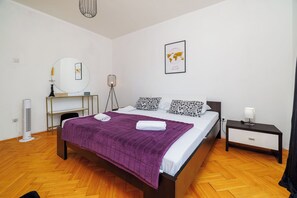 Apartment (A1)