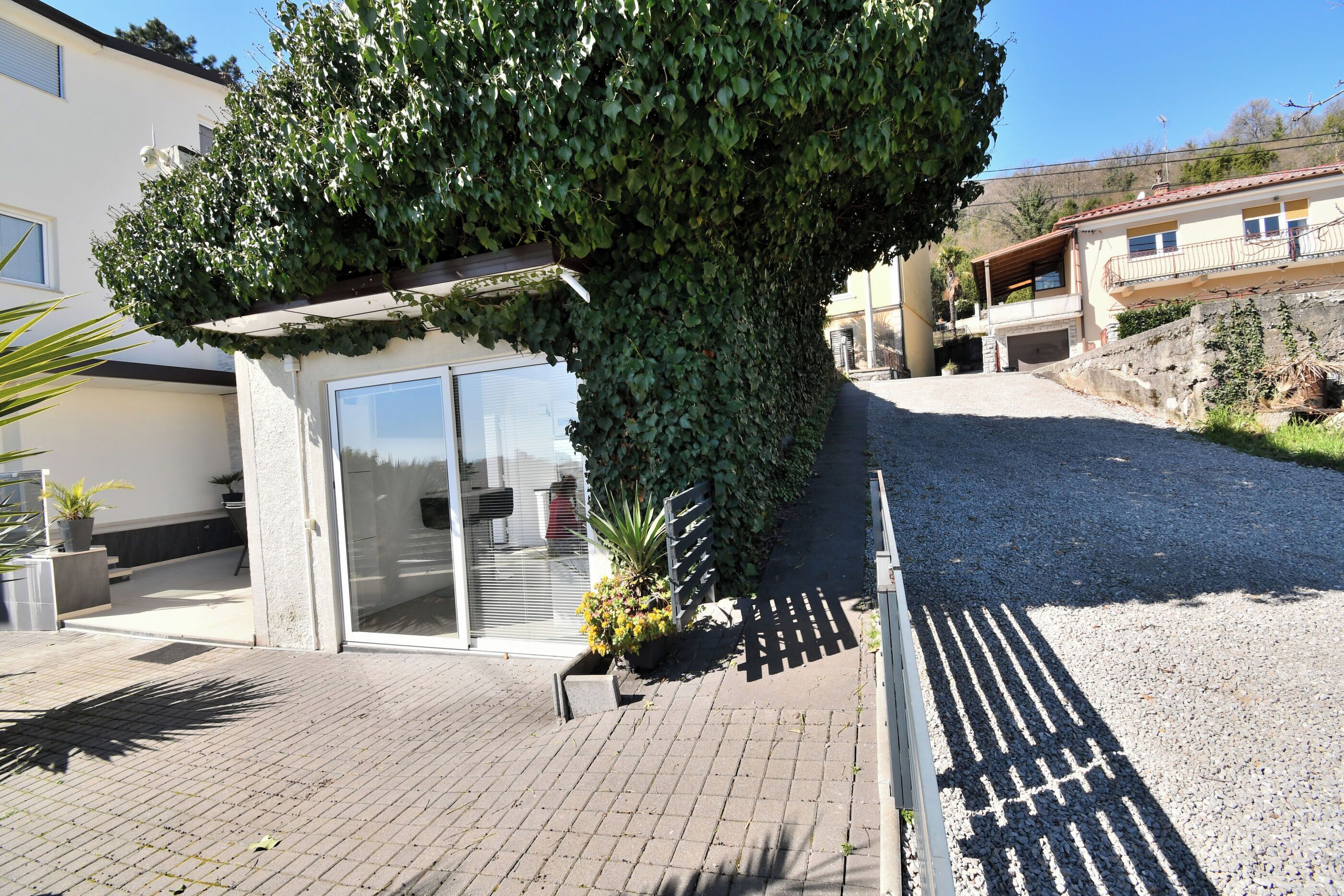 Studio (A1) | Exterior