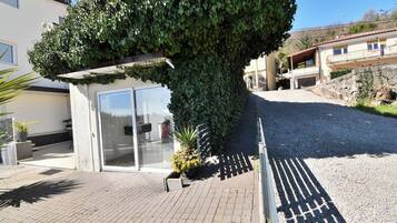 Studio (A1) | Exterior