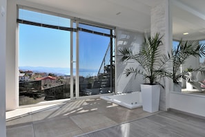 Studio (A2) | Intérieur