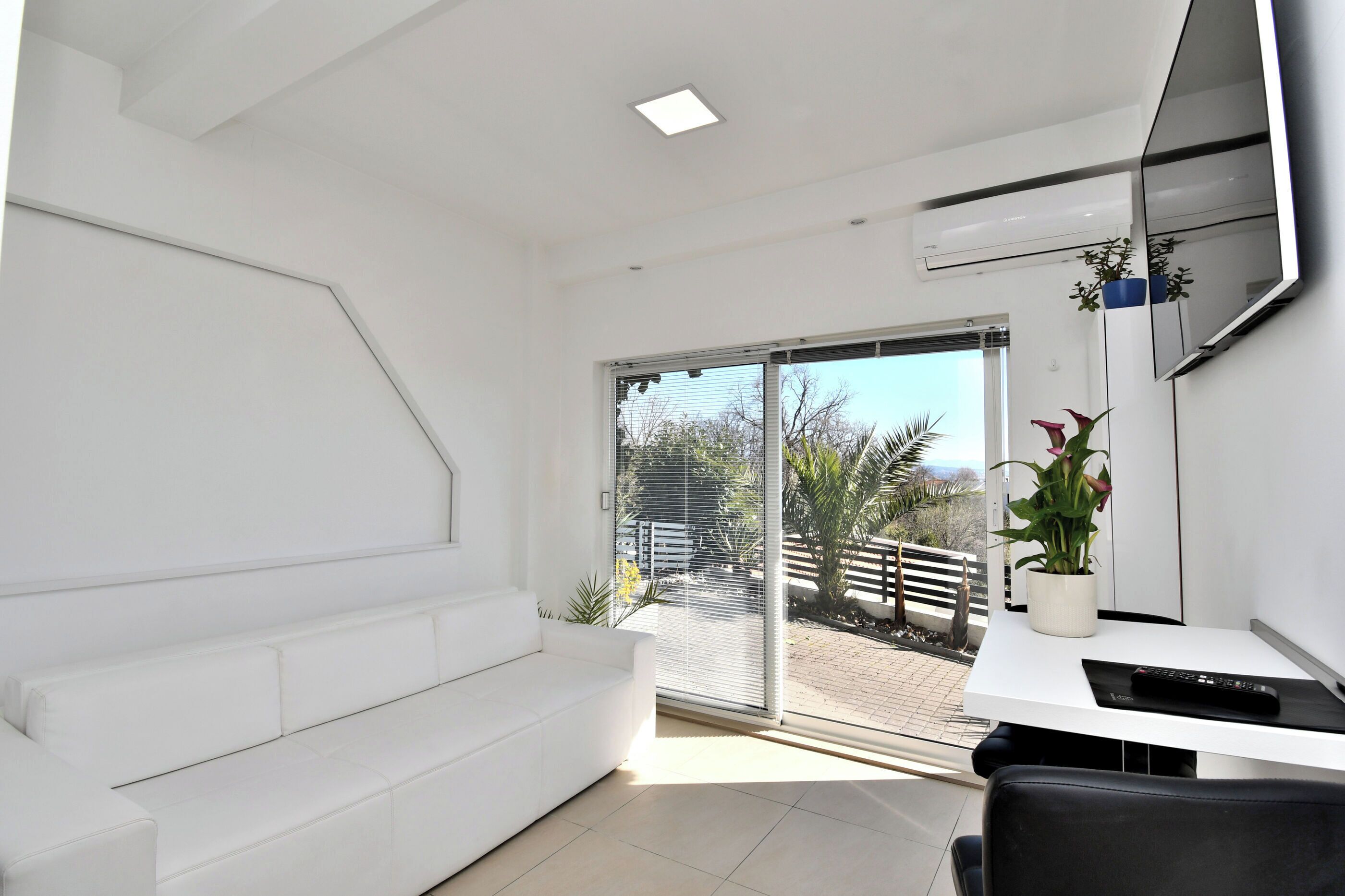 开间 (A1) | 客厅