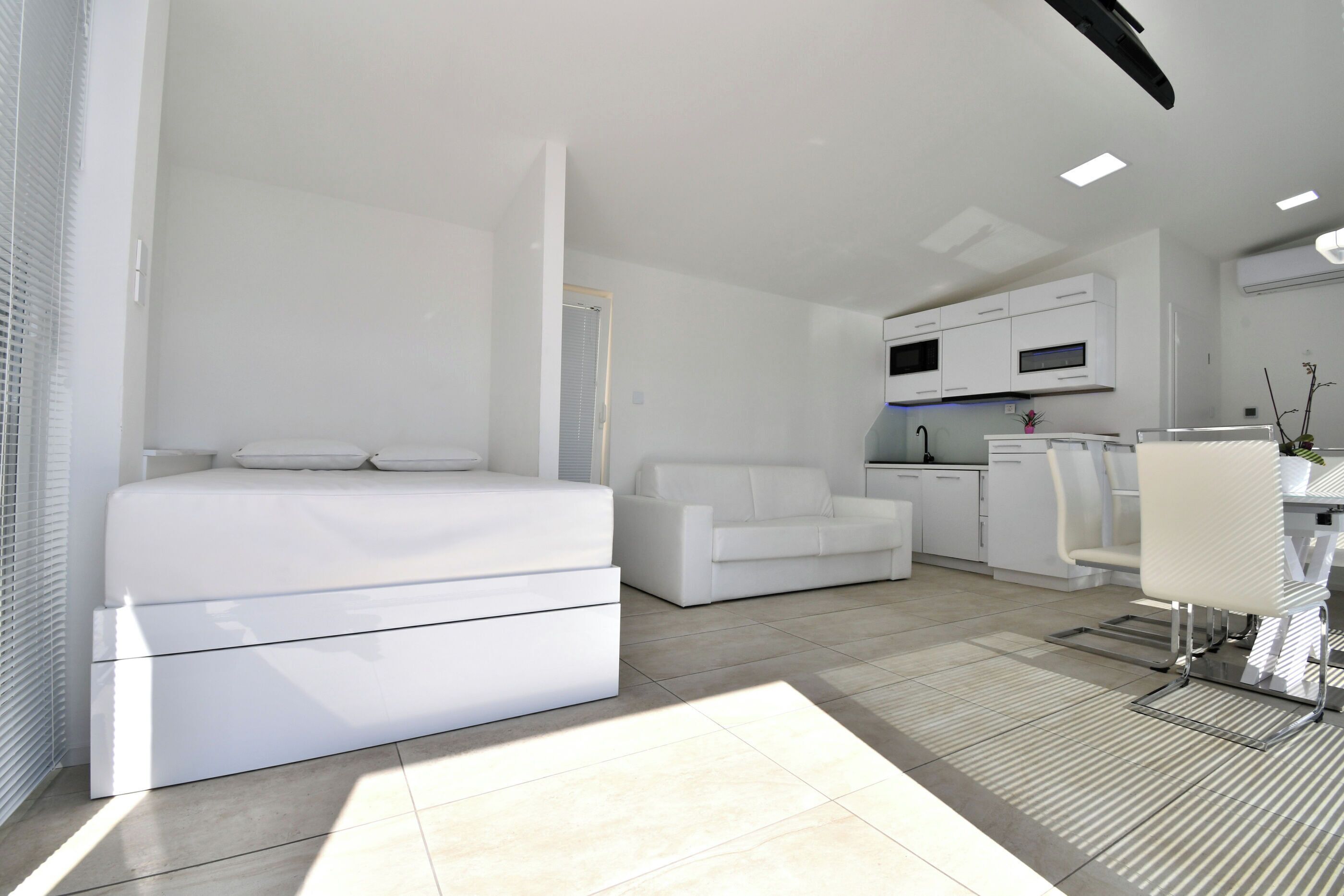 Studio (A3) | Free WiFi