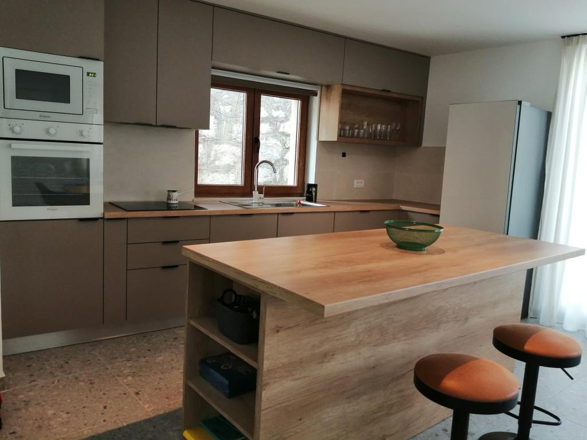 منزل | مطبخ خاص | ثلاجة، ميكروويف، فرن، موقد طهي مسطح