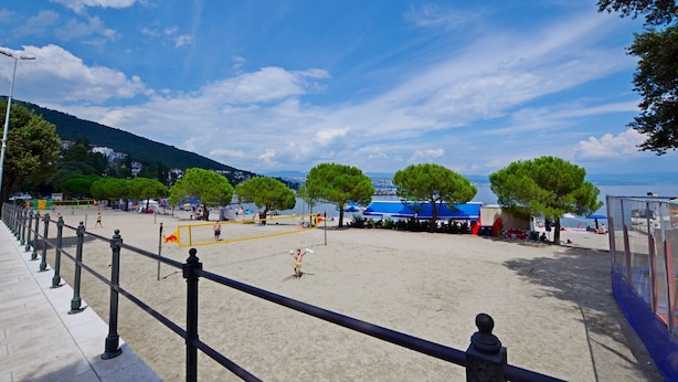 Strand