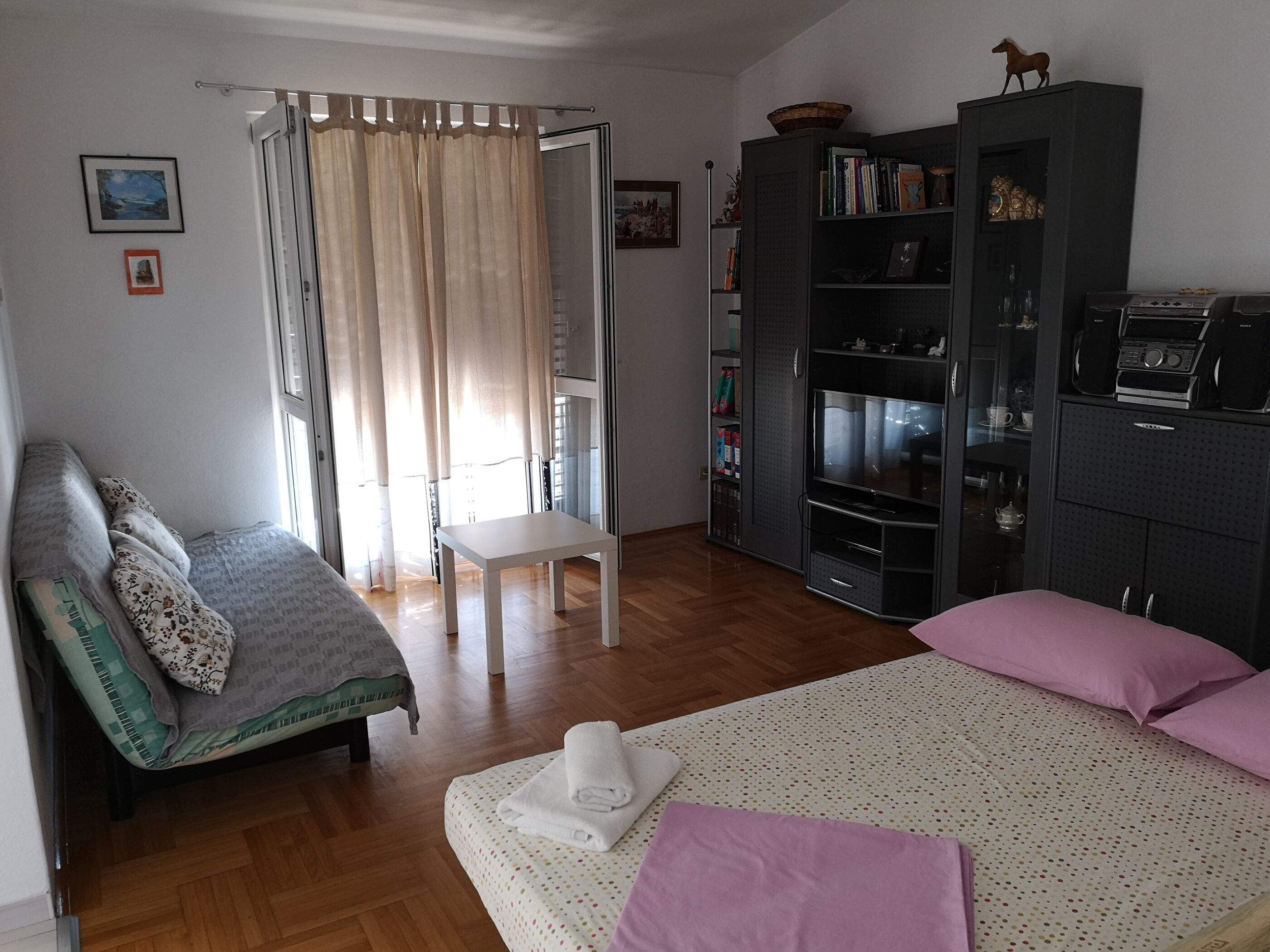 Apartment (A1) | Wohnzimmer | Smart-TV, Netflix