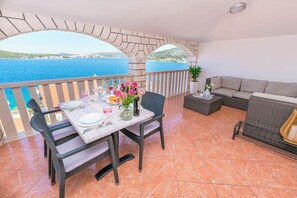 Huoneisto (A3) | Näkymä vedelle