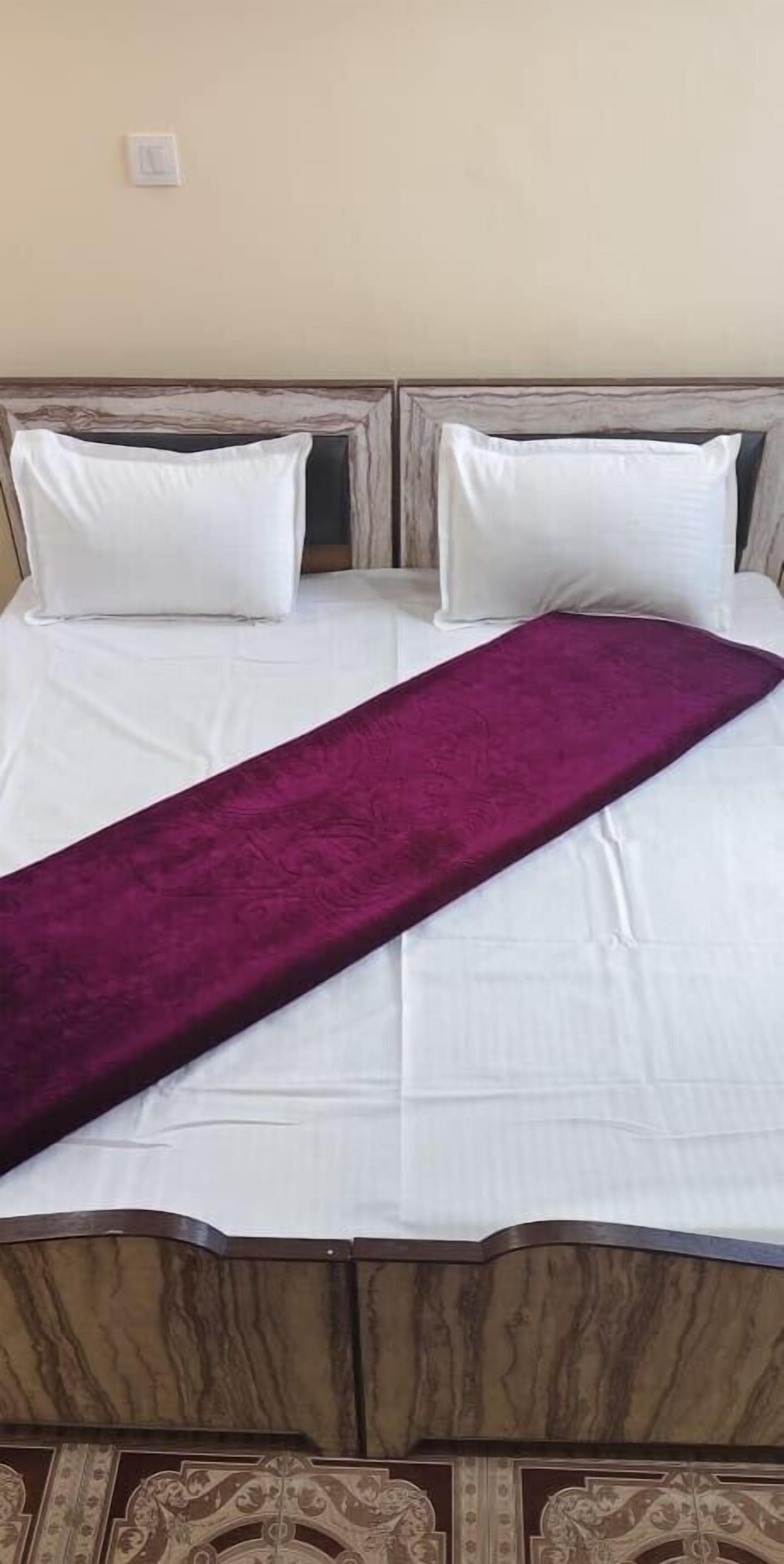 標準客房, 吸煙房 | 書桌、筆電工作空間、免費無線上網、床單