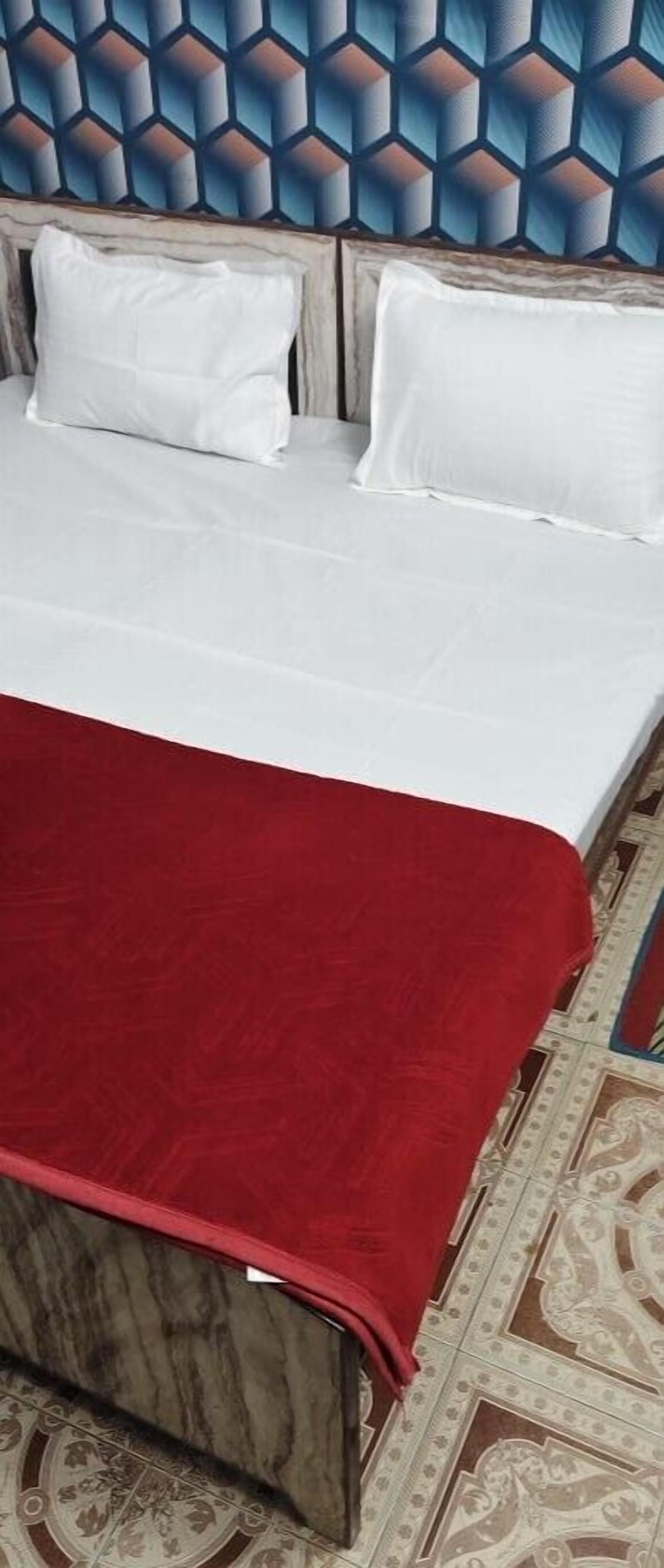 標準客房, 吸煙房 | 書桌、筆電工作空間、免費無線上網、床單