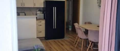 公寓 (A1) | 私人廚房 | 電冰箱、烤箱、爐台、洗碗機