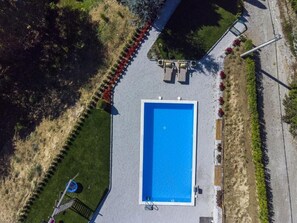 Outdoor pool, a heated pool - House Grga (Donja Voca)