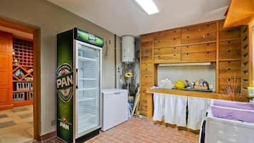 House | Outdoor dining