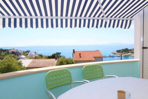 Apartment (A2) | Water view - Apartments Vacation Jakisnica (Novalja)