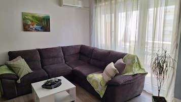 Apartment (A1) | Living room