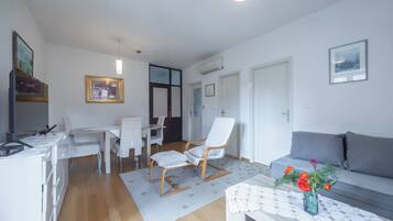 Apartment (A1) | Living room