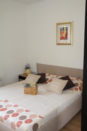 House | Iron/ironing board, free cribs/infant beds, free WiFi - House Ondina (Sveta Nedelja)