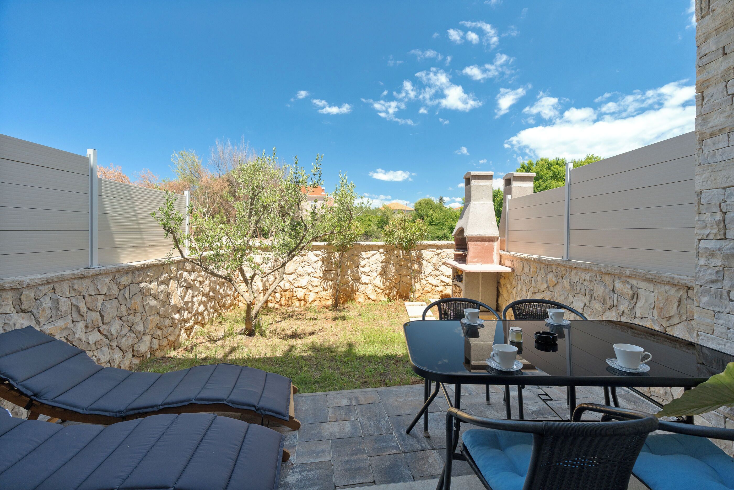 Apartment (A2) | Terrace/patio