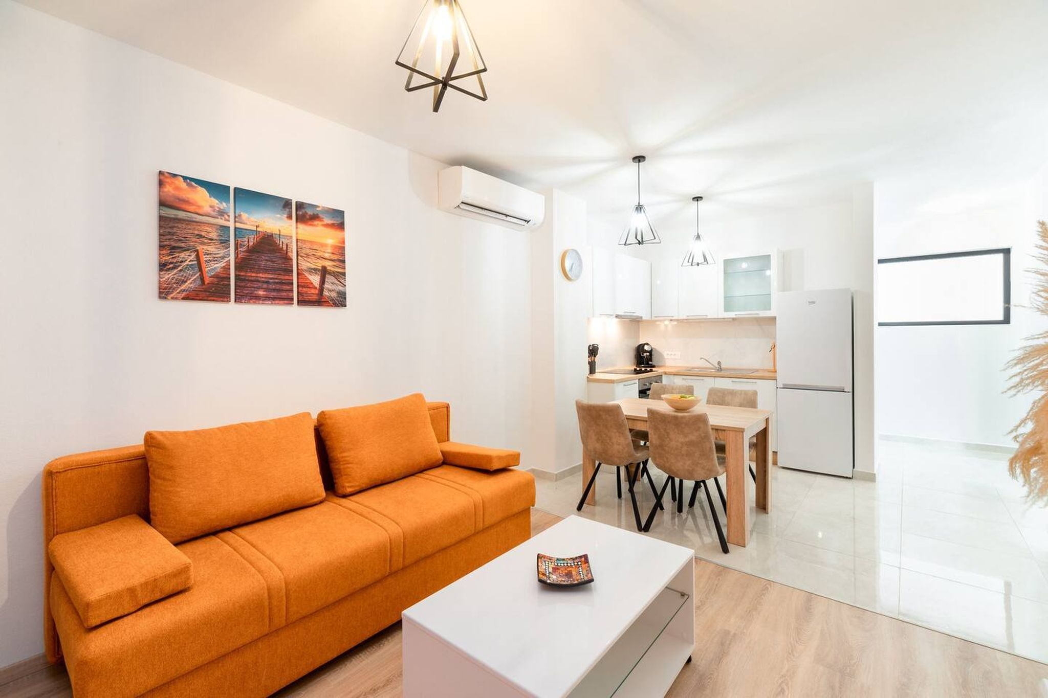 Apartamento (A1) | Sala de estar | Una Smart TV, Netflix