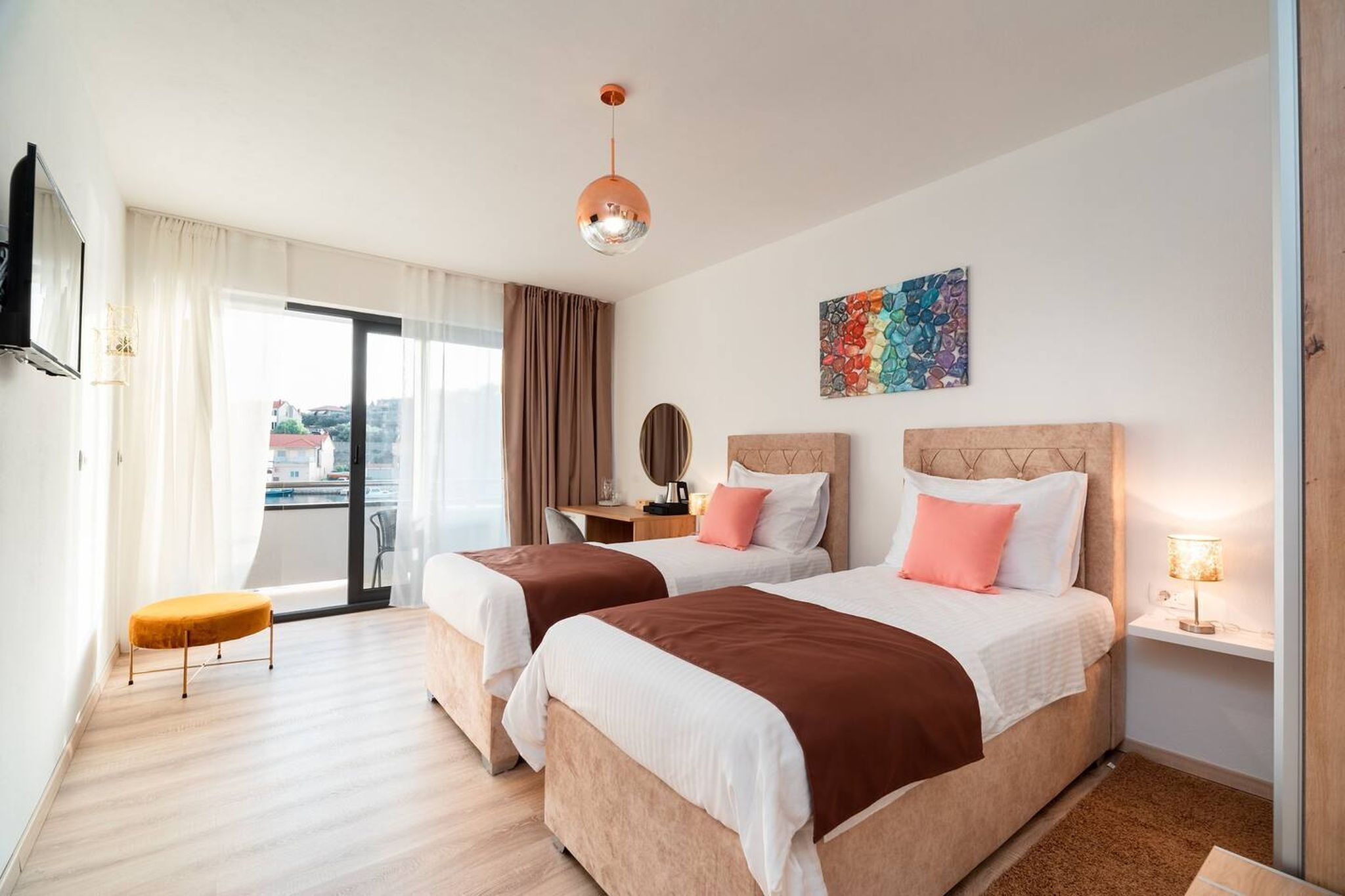 Iron/ironing board, free WiFi