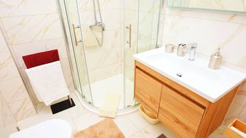 Apartment (A2) | Bathroom | Towels