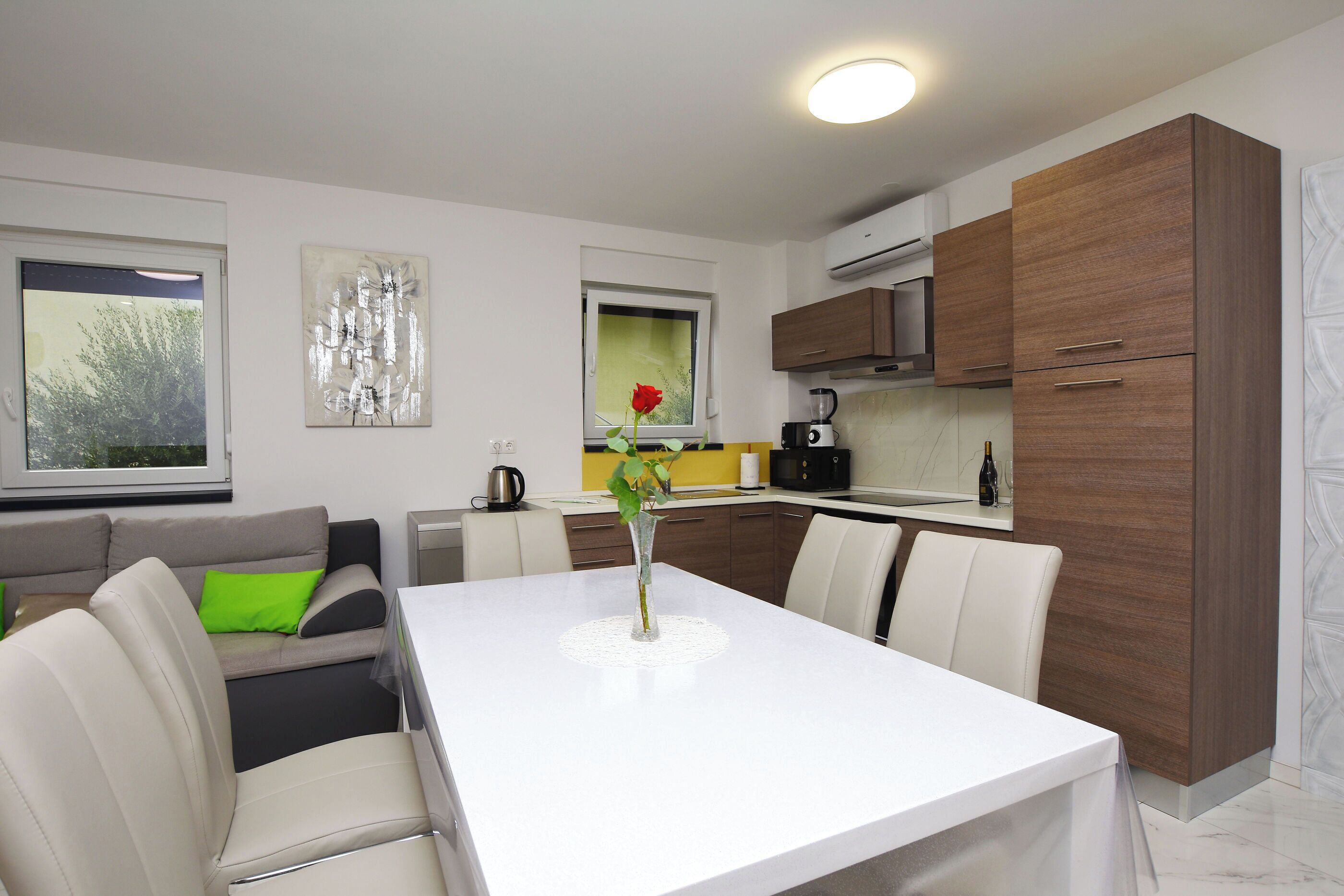 Apartment (A1) | Dining