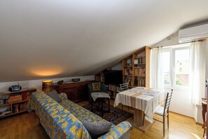 Apartment (A1) | Living room - Apartment Volosko for two (Opatija)