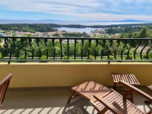 Water view - Apartments Linda (Rab)