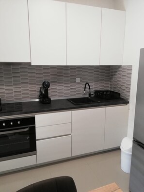 Apartment (A2) | Private kitchen - Apartment Julia (Tisno)