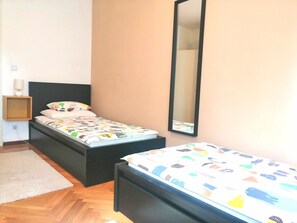 Apartamento (A1) | Ferros/tábuas de passar roupa, Wi-Fi de cortesia